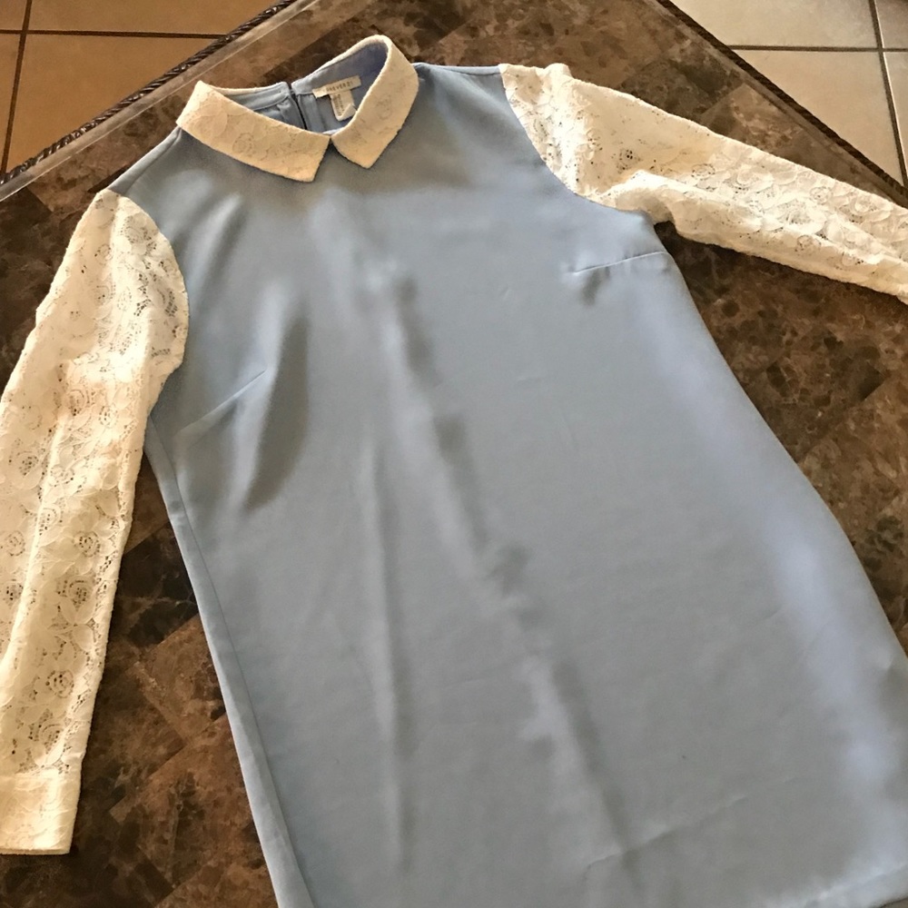 Collar dress